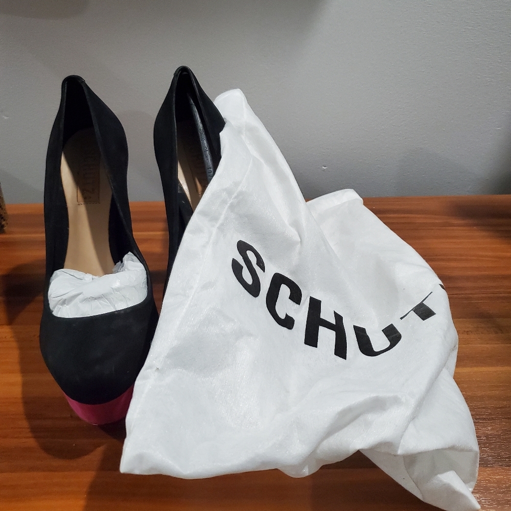 Shoes - Picture 6 of 9